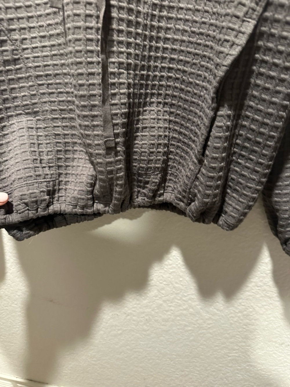 Max Studio Nordstrom Charcoal Gray Waffle-Knit Pullover - Picture 8 of 13